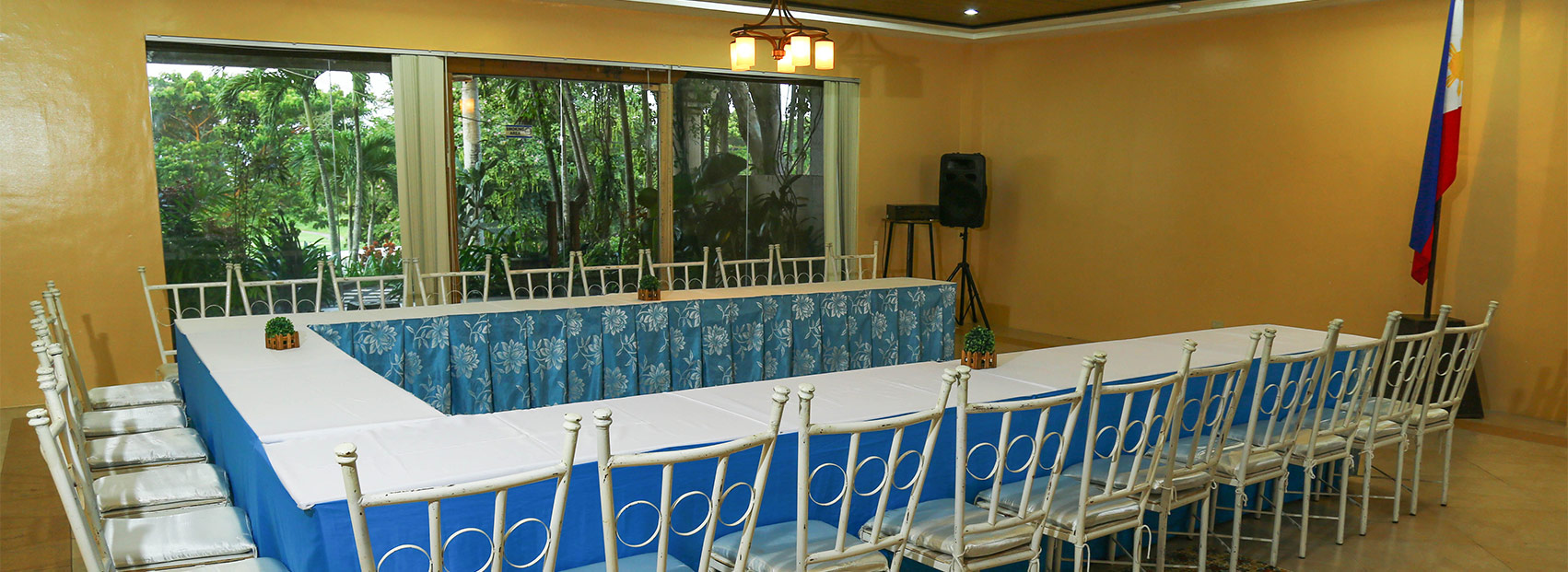 Sherwood-Hills-sonrisa-hall